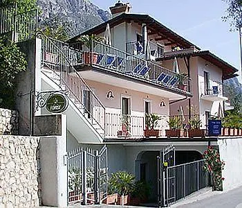 Villa Elite Resort Limone sul Garda Guest house
